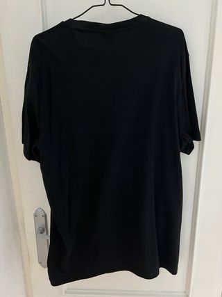 Camiseta Negra Básica Bershka