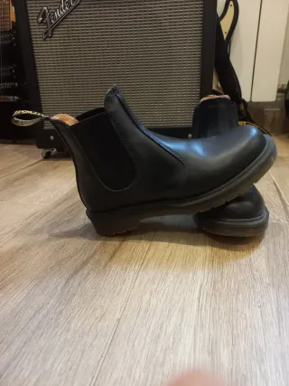 Botas Chelsea Dr. Martens Negras