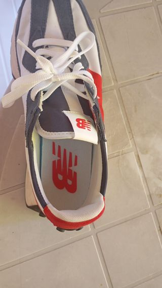 Zapatillas New Balance 327 Talla 41.5