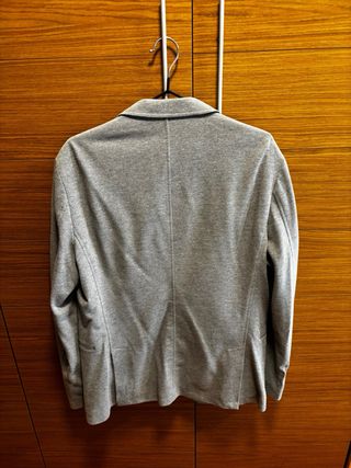 Americana gris hombre
