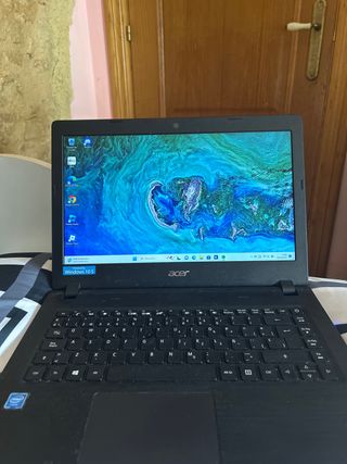 Ordenador portátil Acer negro