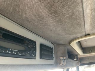 Camión MAN 10-163 Caja Frutera