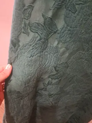 Vestido verde con estampado floral