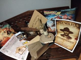 Tótem Hill Valley 1885 Regreso al Futuro