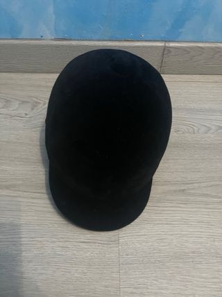 Casco de equitación negro