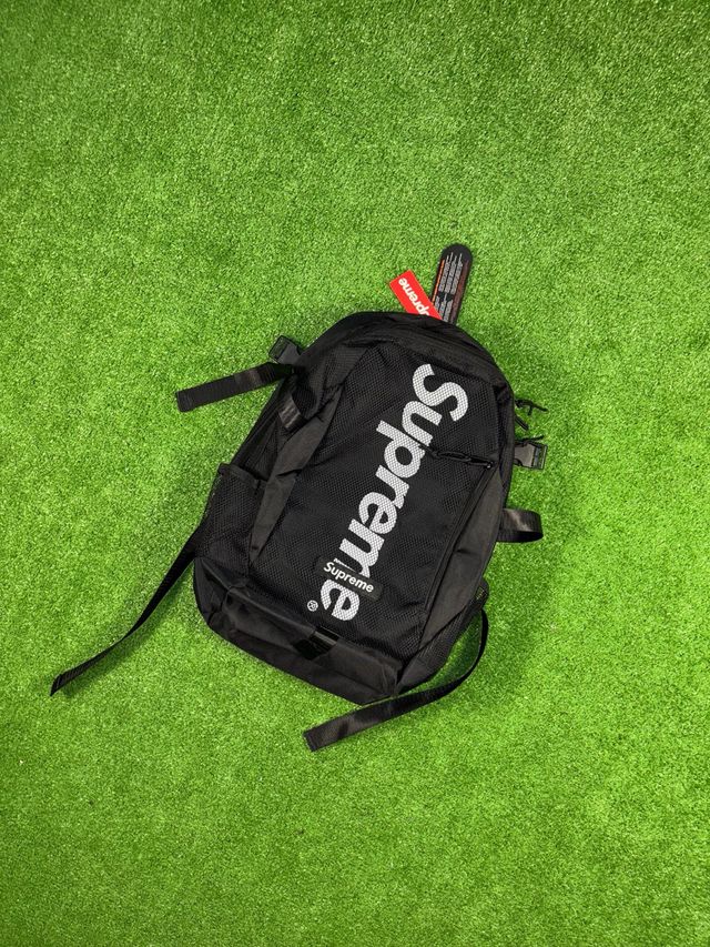 Mochila Supreme Negra y Roja