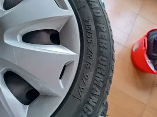 Ruedas 16 con llantas y tapacubos