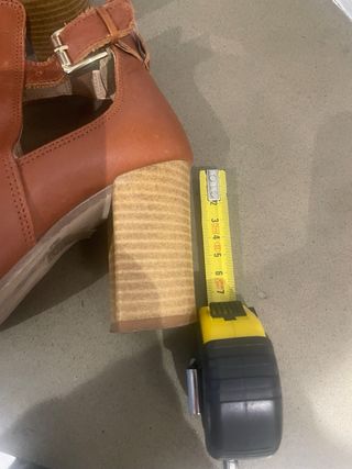 Scarpe donna marroni aperte