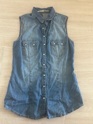 Camisa vaquera sin mangas