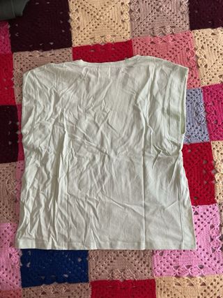 Camiseta Zara sin mangas verde menta Talla 14 años