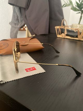 Gafas Ray-Ban Aviator Negro y Dorado