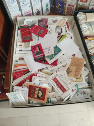 Collezione di bustine di zucchero