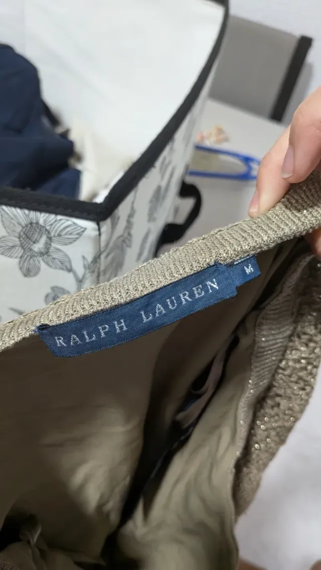 Falda Ralph Lauren dorada con volantes