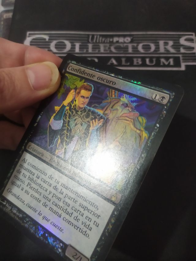Confidente Oscuro (Foil) Magic The Gathering