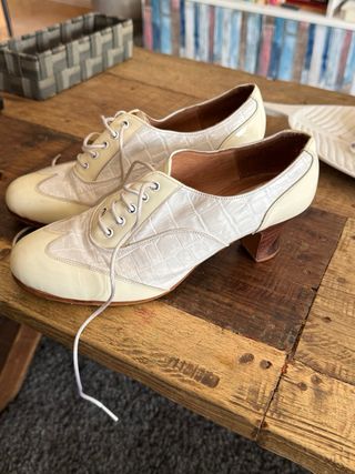 Zapatos profesionales flamenco menkes 