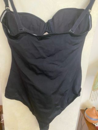 Body nero con perline