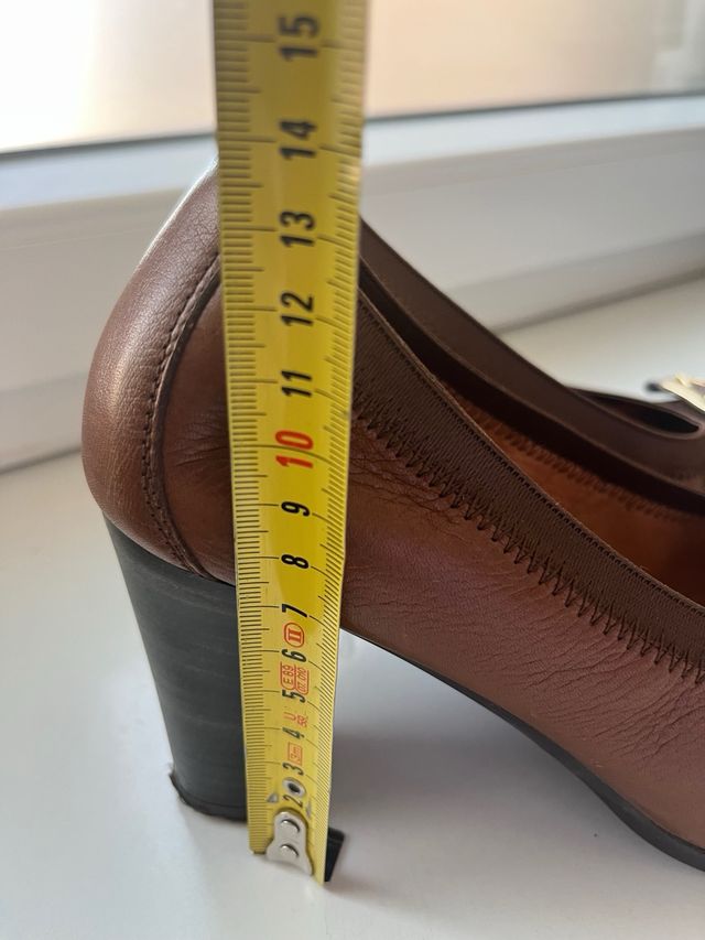 Zapatos Hispanistas Marrones Talla 38