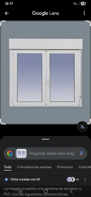 Ventana de aluminio con persiana