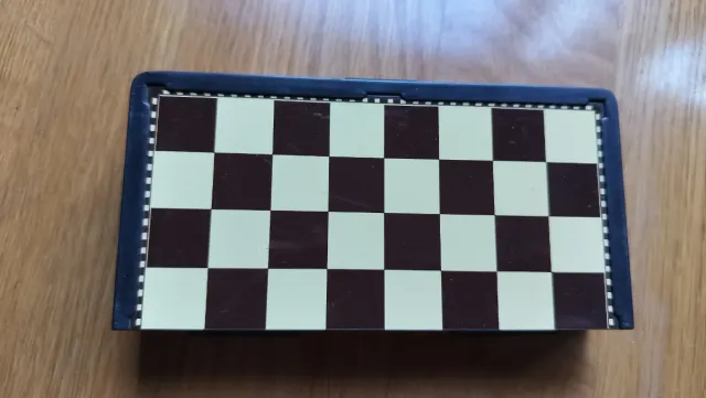 Ajedrez magnético plegable