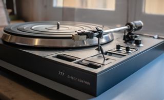 Plato giradiscos Philips 777