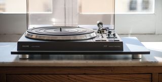 Plato giradiscos Philips 777