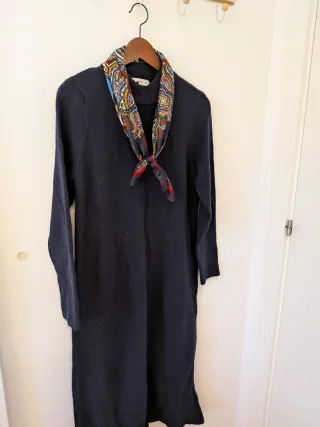 Vestido midi de punto azul