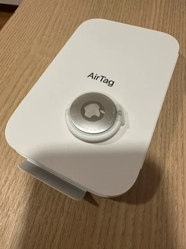 Apple AirTag