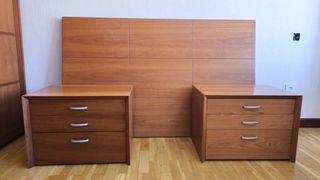 Conjunto cabecero y mesillas de madera
