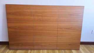 Conjunto cabecero y mesillas de madera