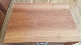 Conjunto cabecero y mesillas de madera