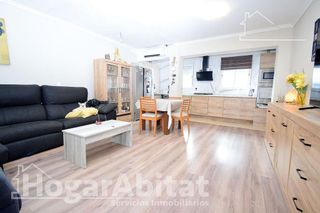 Piso en venta en El Grau en Valencia