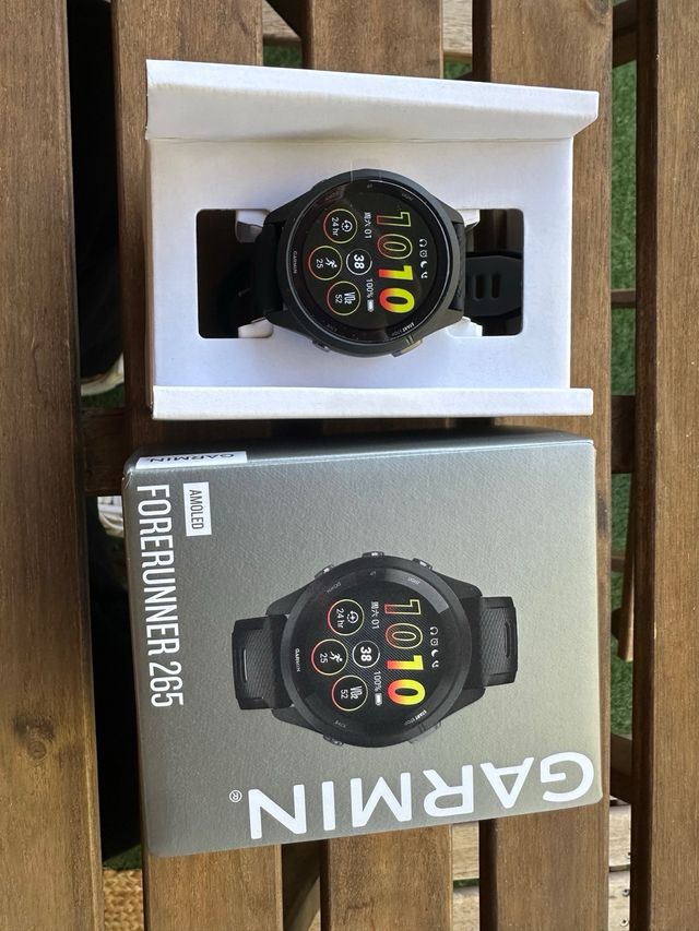 Reloj Garmin Forerunner 265 Negro
