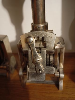 Lote 2 Sellos Antiguos Metálicos