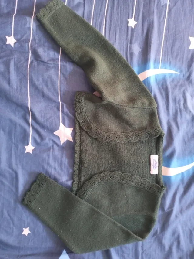 Chaqueta verde y chaqueta beige punto 98 cm