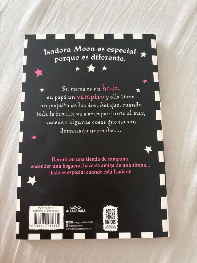 Isadora Moon va de excursion / Isadora Moon Goe...