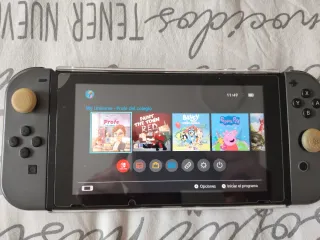 Nintendo Switch + Accesorios (m.a.g.i.a). 