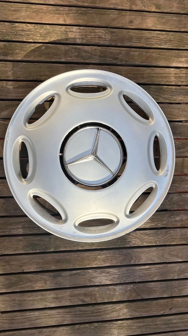 Tapacubos Mercedes 15