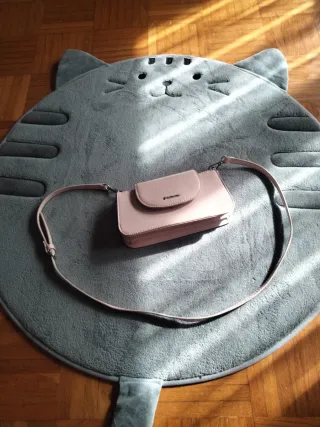 Bolso rosa y gris