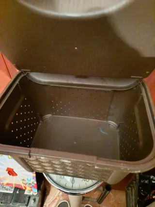 Cesto Marrone con Coperchio