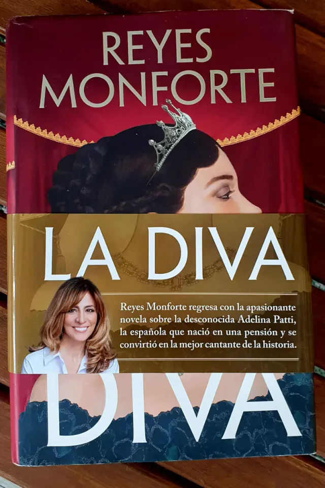 La Diva/ Diva -language: Spanish