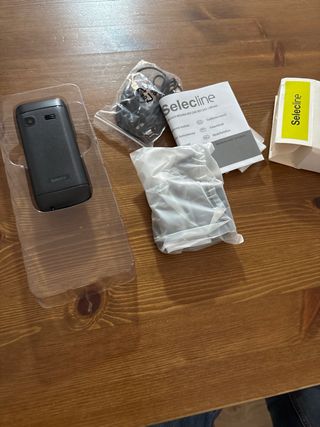 Teléfono  móvil Selecline Dual SIM 1.77 dos unidad