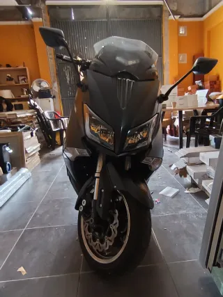 Yamaha TMAX 530