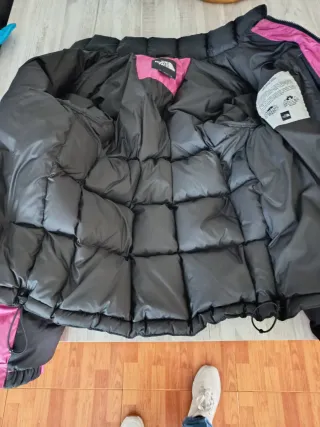 The North Face Plumas Rosa y Negro