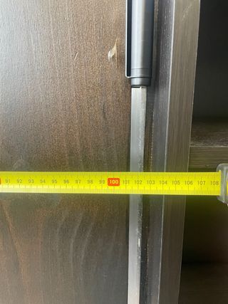 Puerta abatible madera calavera