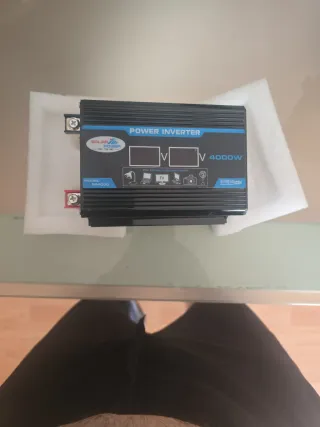 Inversor corriente para coche o caravana