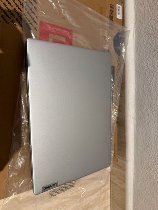 Lenovo IdeaPad Slim 5 14IRL8 i5 16GB 512GB SSD