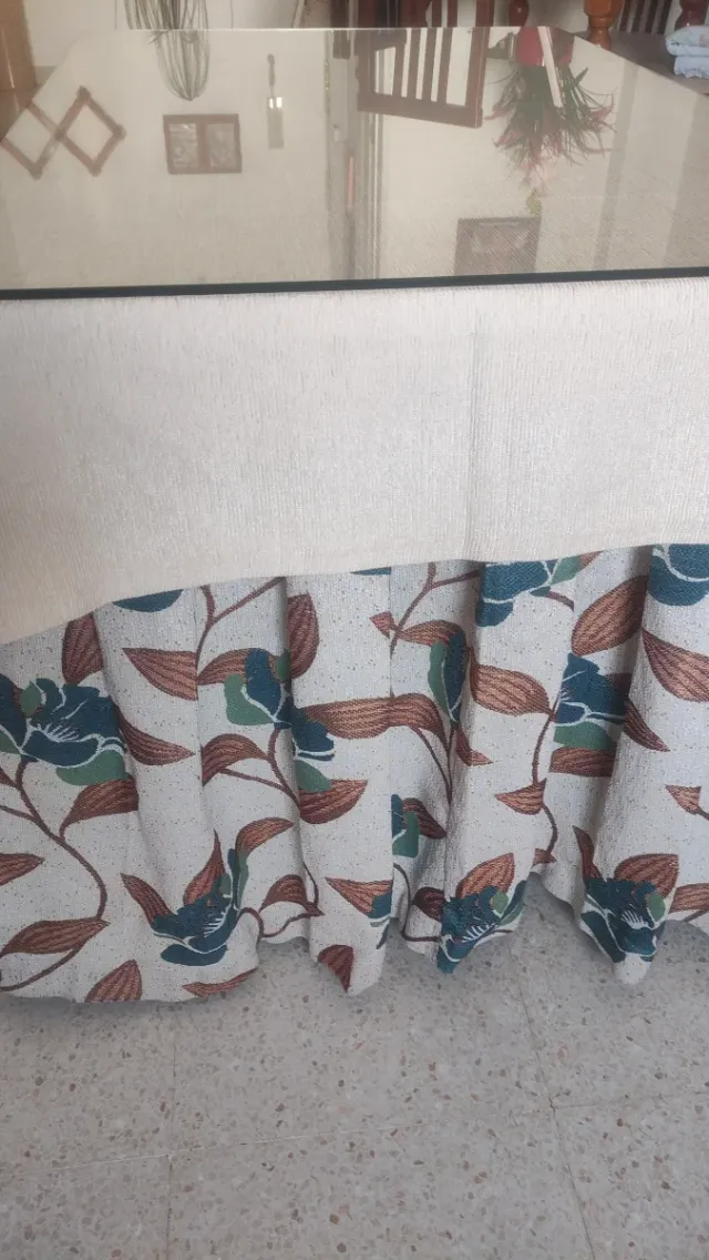 Mesa camilla cristal y tela