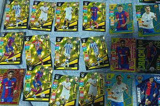 Lote Álbum y Cromos LaLiga Adrenalyn