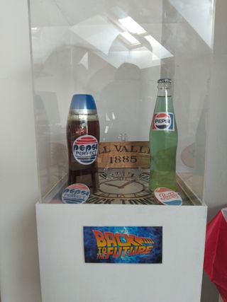 Pack Pepsi Regreso al Futuro 25 cm