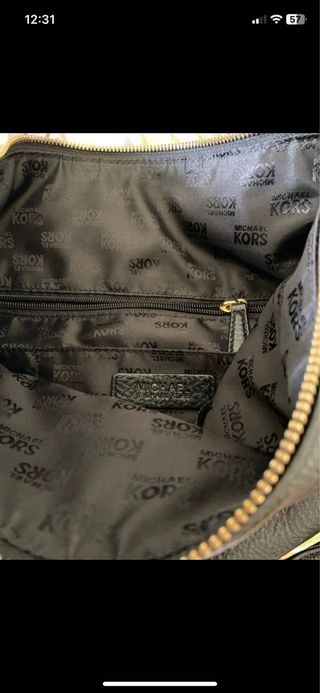 Bolso Michael Kors Piel Negro Dorado